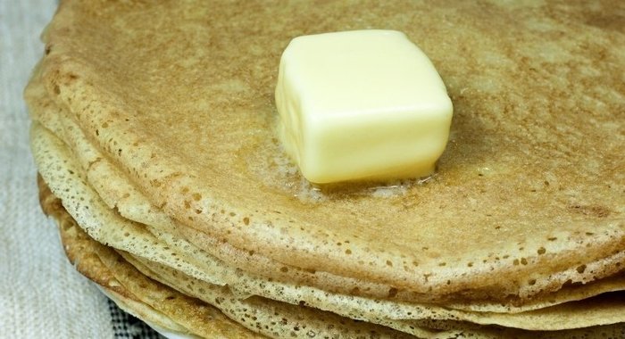 Блины на сливочном масле