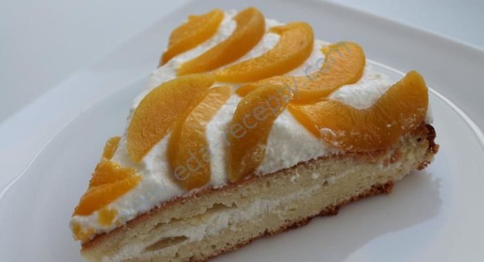 Творожно йогуртовый торт