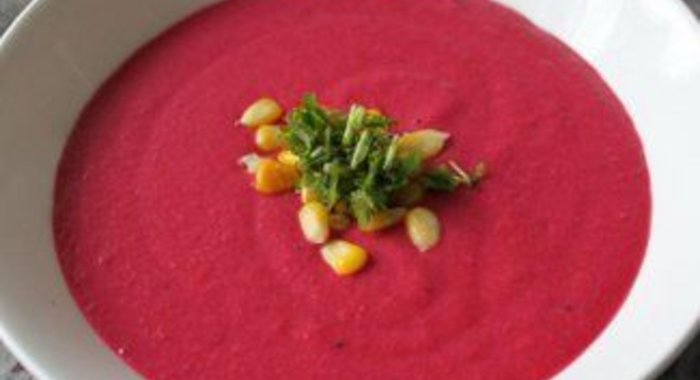 Свекольный суп на кокосовом молоке