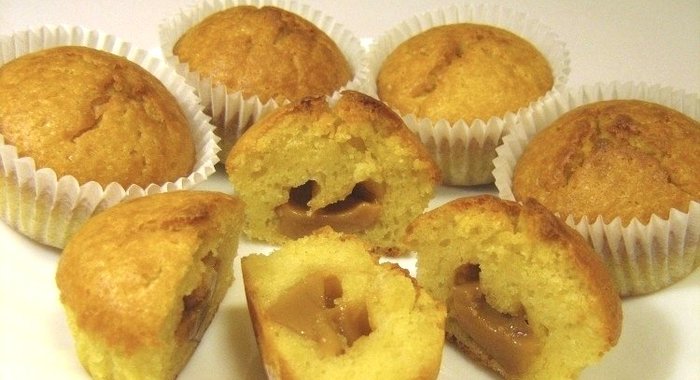 Маффины с вареной сгущенкой