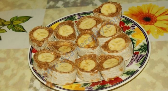Рулет с бананом Весёлая обезьянка