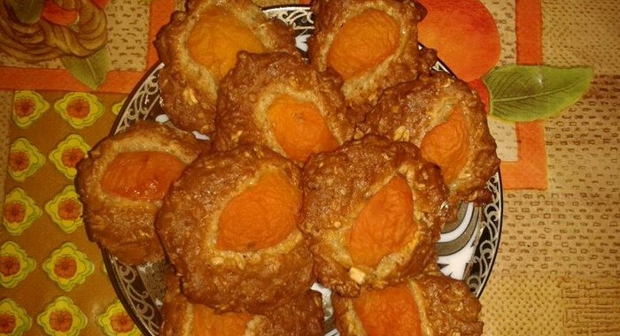 Овсяное печенье с абрикосами
