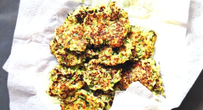 Постные блинчики из цукини с кокосом