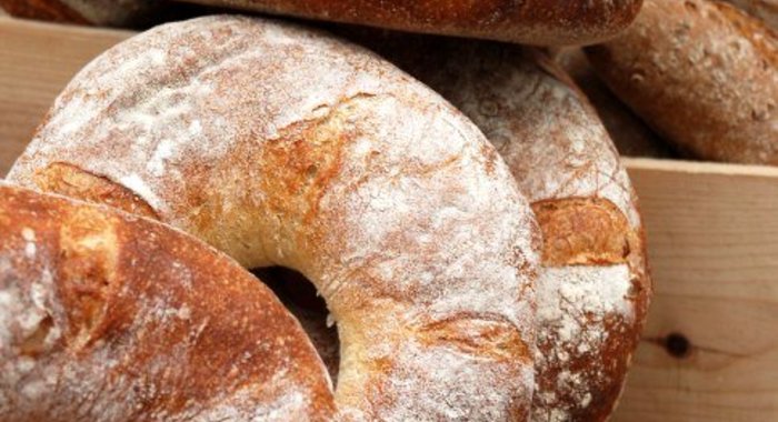 Хлеб с грецкими орехами