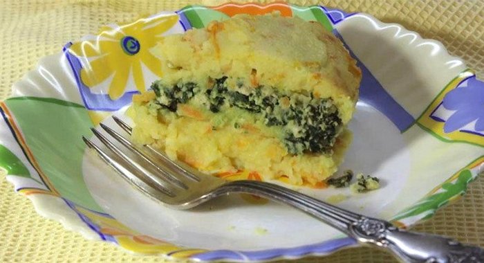 Запеканка картофельно-куриная со шпинатом