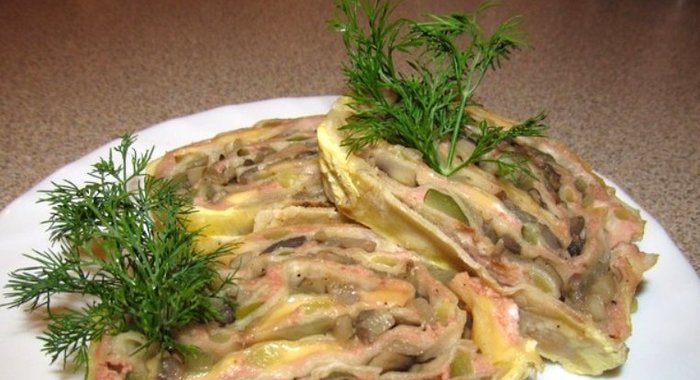 Запеченный рулет из лаваша
