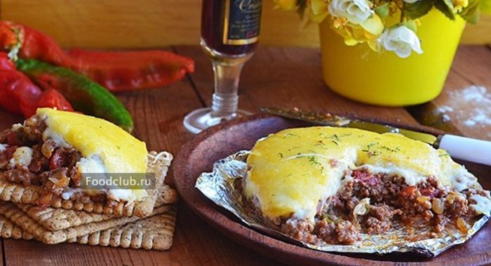 Мясная запеканка с соусом бешамель