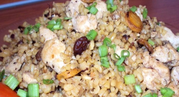 Плов из булгура с курицей