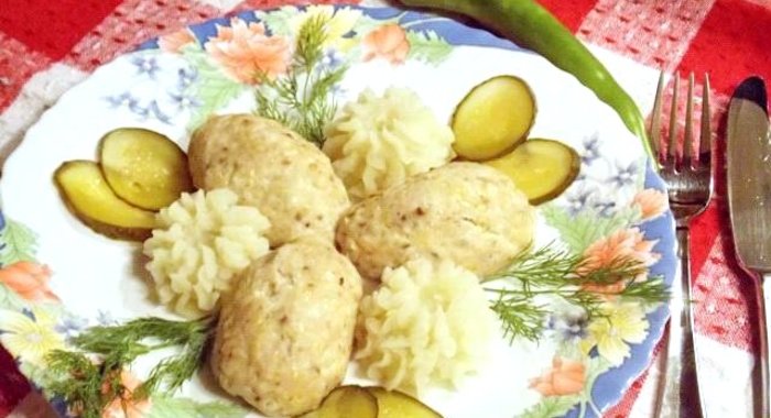 Рыбные котлеты с сыром на пару