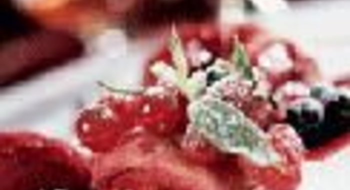 Летний хлебный пудинг