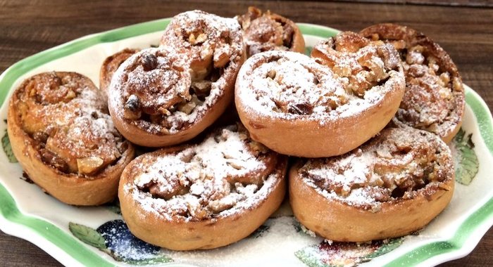 Домашние булочки из дрожжевого теста