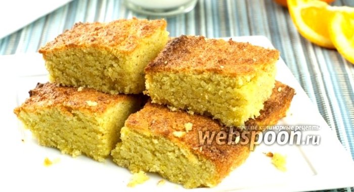 Пирог из кукурузной муки с миндалем