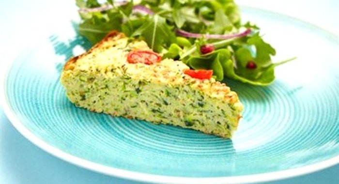 Пирог с цукини, сыром и зеленью