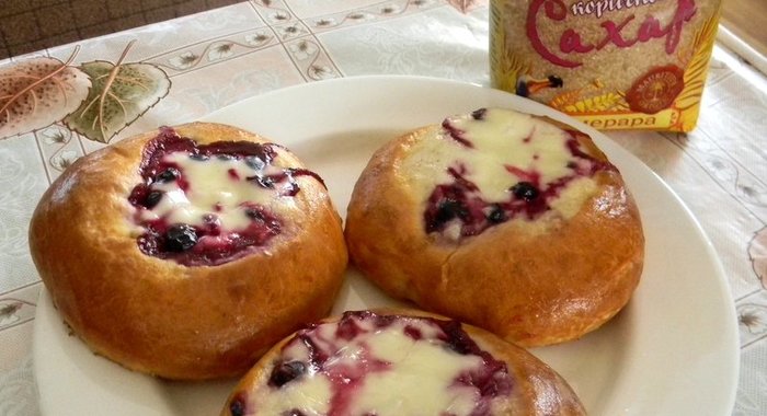 Ягодная ватрушка