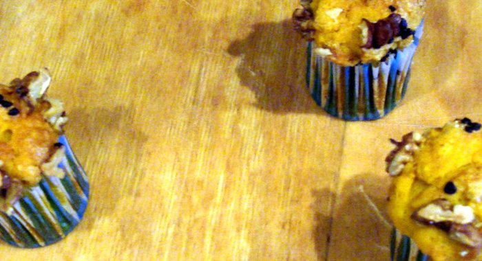 Тыквенные маффины с грецкими орехами и кефиром