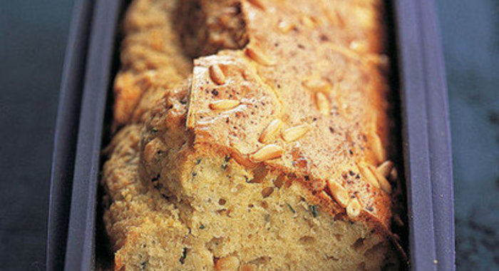 Кекс с кедровыми орешками