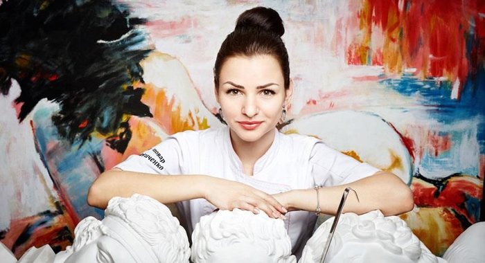 Блинчики с творогом в сливочном и малиновом соусе от Алены Солодовиченко