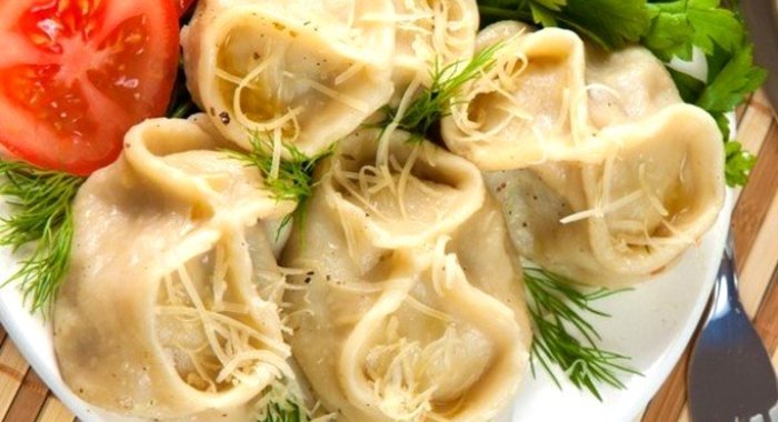 Манты с кабачком и мясом