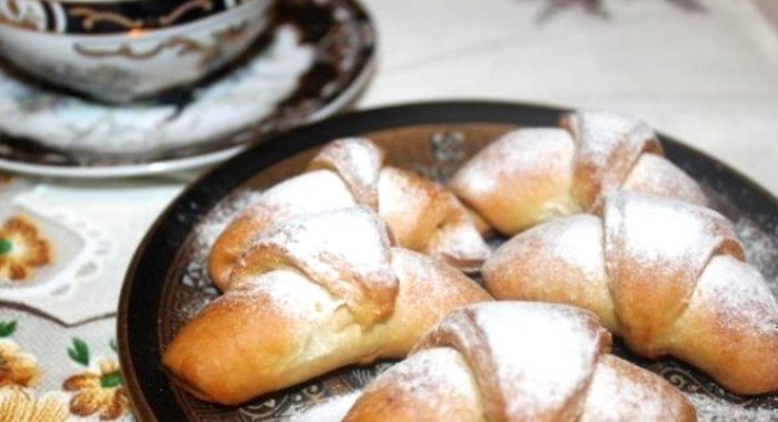 Дрожжевые рогалики