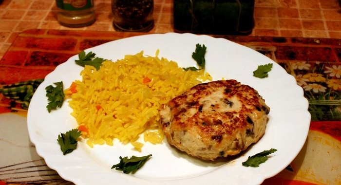 Куриные котлеты с шампиньонами