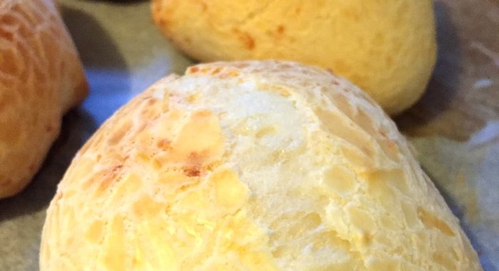 Бразильский безглютеновый сырный хлеб Пао ди кейжу