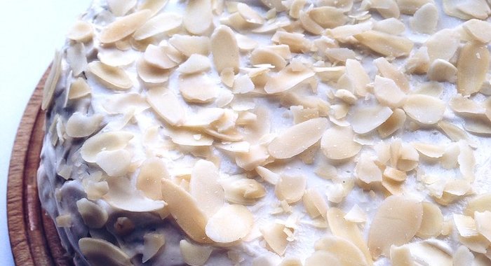 Шоколадно-гречневый торт с зефиром