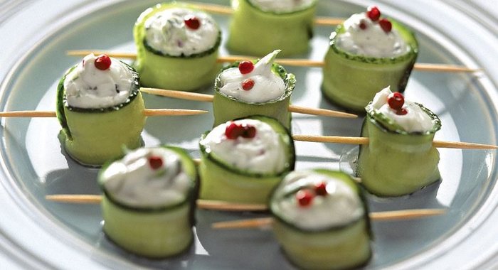 Рулетики из огурцов