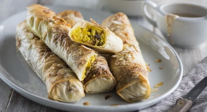 Марокканские роллы с кускусом и бараниной