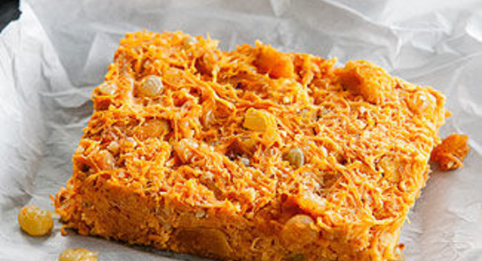 Сладкая морковная запеканка в мультиварке