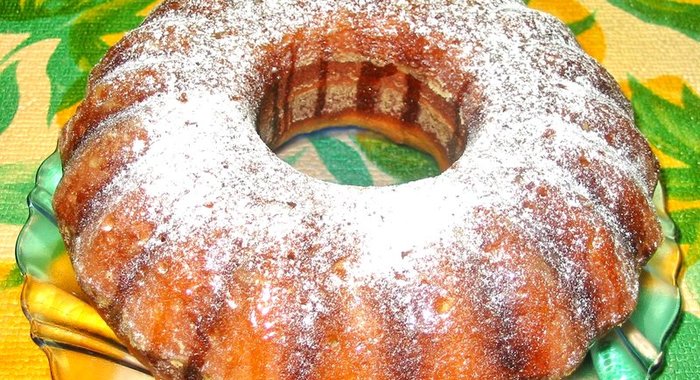 Кекс на кефире с лимонной глазурью