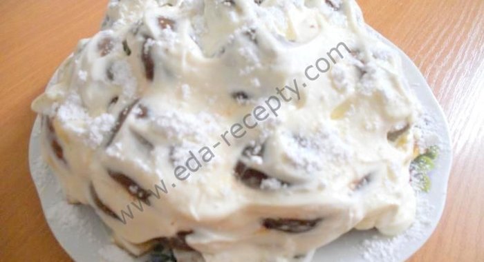 Пряничный торт с бананами без выпечки