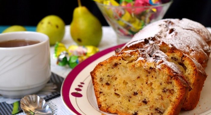 Грушёвый кекс с шоколадом