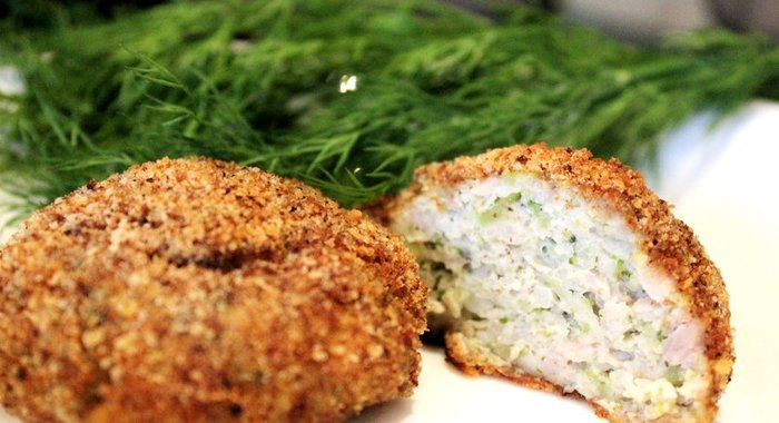 Запеченые котлеты с цветной капустой и брокколи