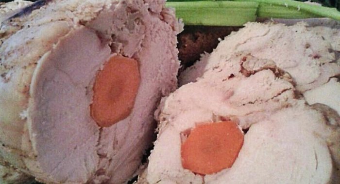Куриный рулет Праздник