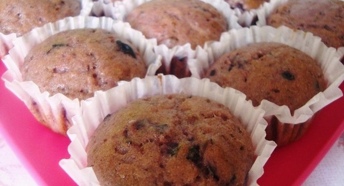 Кекс из смородинового варенья