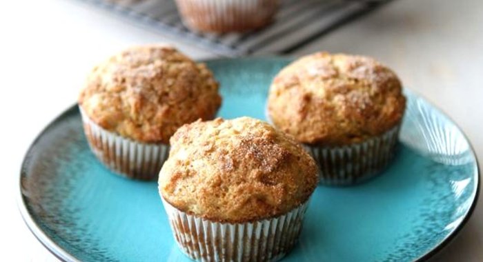 Банановые маффины с медом и арахисовым маслом