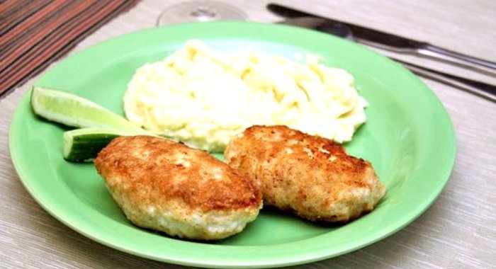 Котлеты из капусты и фарша