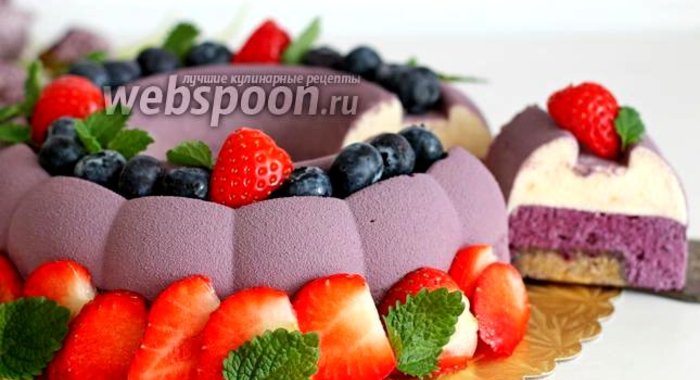 Муссовый торт с черникой и велюром