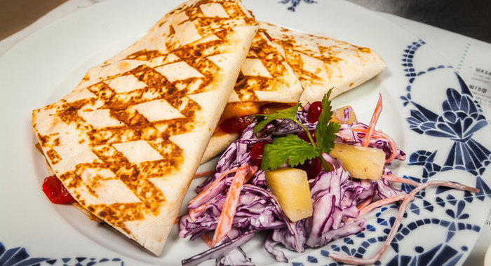 Кекс с изюмом