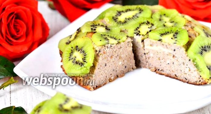 Запеканка с творогом, фейхоа и киви