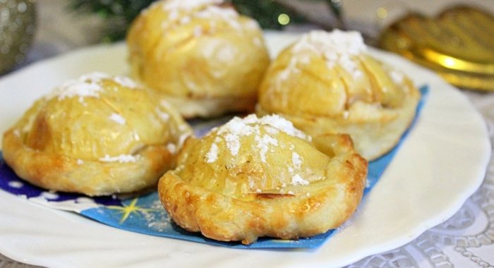 Яблоки в слойке