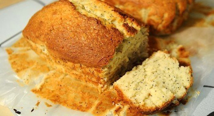 Лимонный кекс с маком на пахте