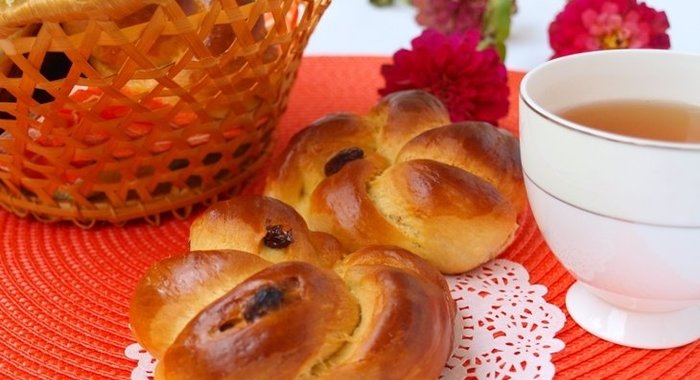 Венские булочки с изюмом