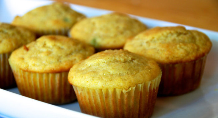 Сырные маффины с беконом