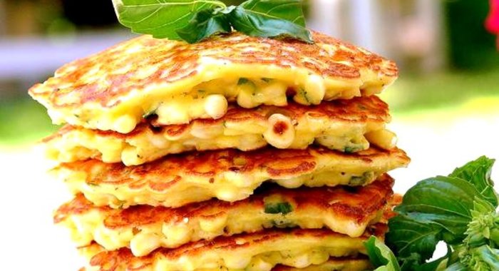 Кукурузный пирог с базиликом