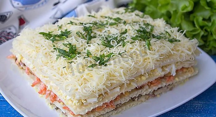 Закусочный торт из вафельных коржей