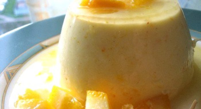 Панна-котта с апельсиновым соусом
