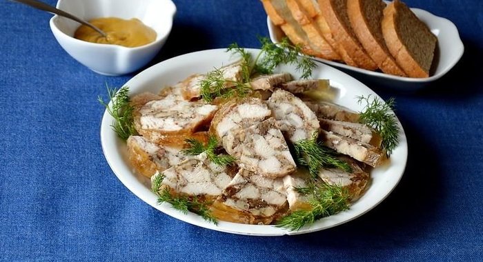 В пакете рулет куриный