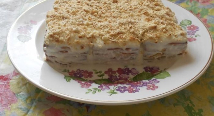 Торт из печенья и творога без выпечки