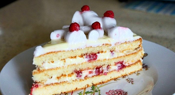 Быстрый торт из коржей